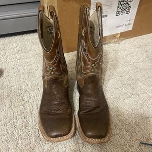 Boys Cowboy boots size 2